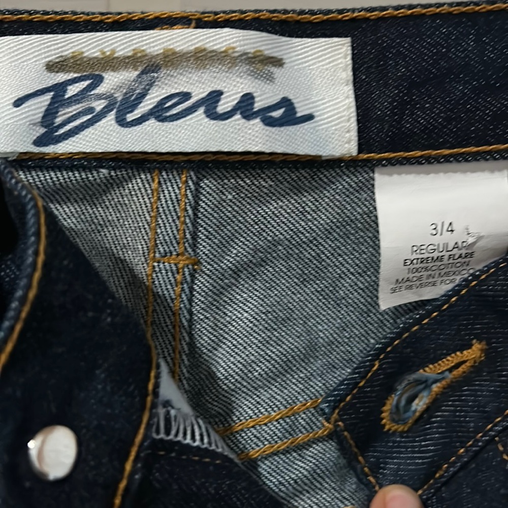 Express blues jeans size 3-4 new